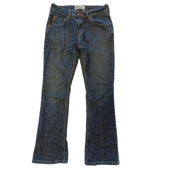 Levi Signature Low  Rise Boot Cut Size 4S - Picture 2 of 9
